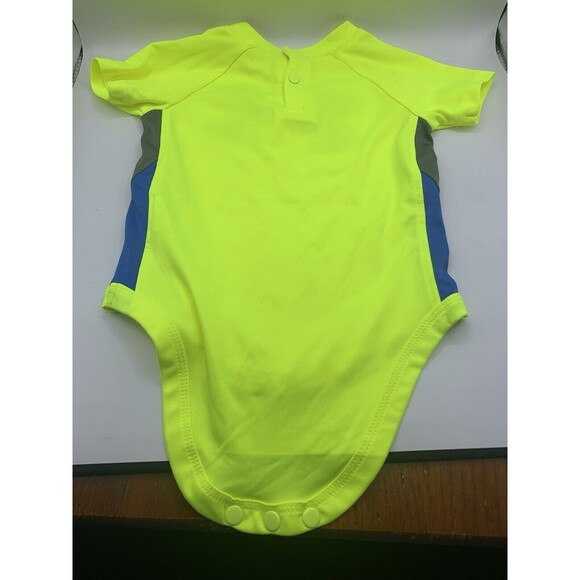 Lot Of 5 Baby One Piece Under Armour And Nike And Shorts 3-6 Months - Picture 10 of 16